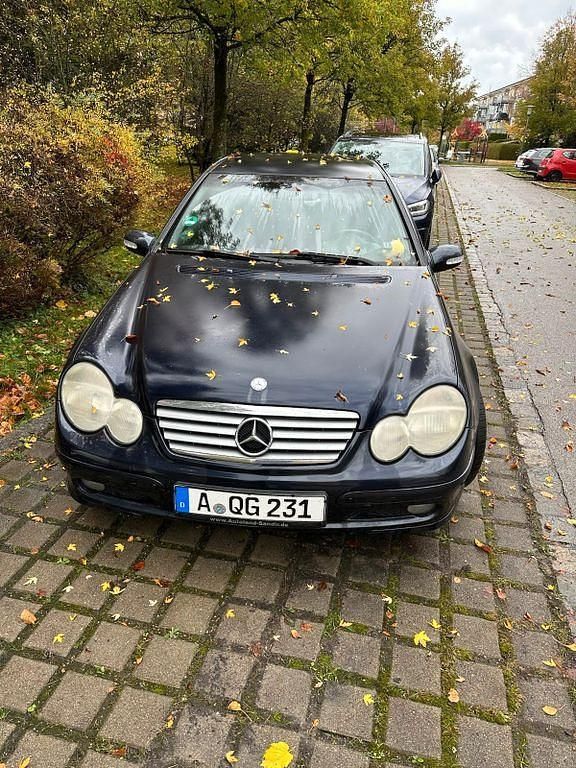 Schwarz Gebraucht 2003 Mercedes C200 Avantgarde Coupé | 1.690 € (Guter Preis) - Bild 1/4