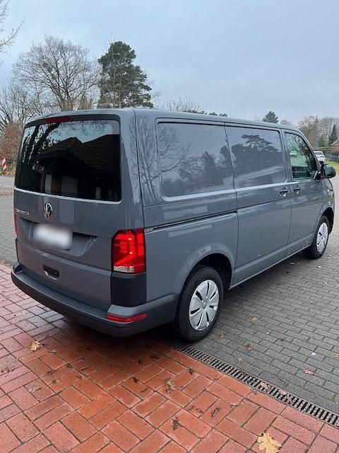 Second-hand VW Transporter 110 CP (80 kW) 2021 Gri Van