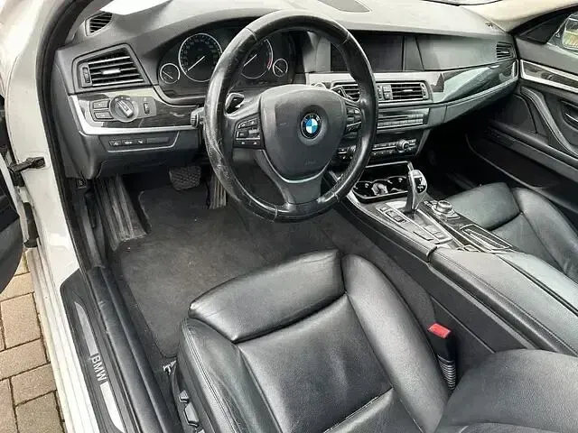 Gebraucht BMW 530 Comfort Edition 258 PS (189 kW) 2013 Weiß Kombi