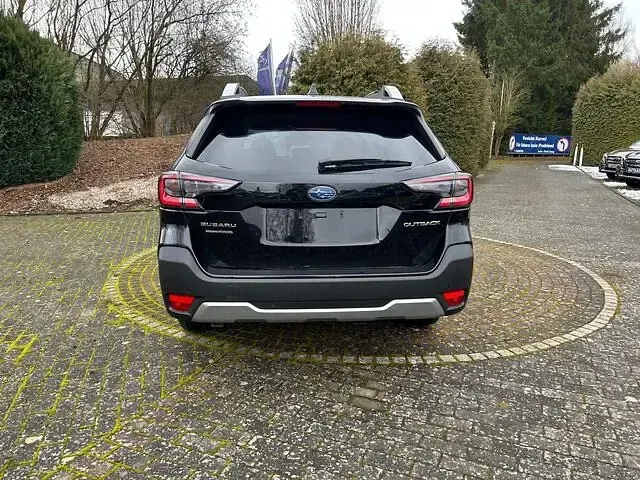 Neu Subaru Outback Platinum 169 PS (124 kW) 2026 Schwarz Limousine