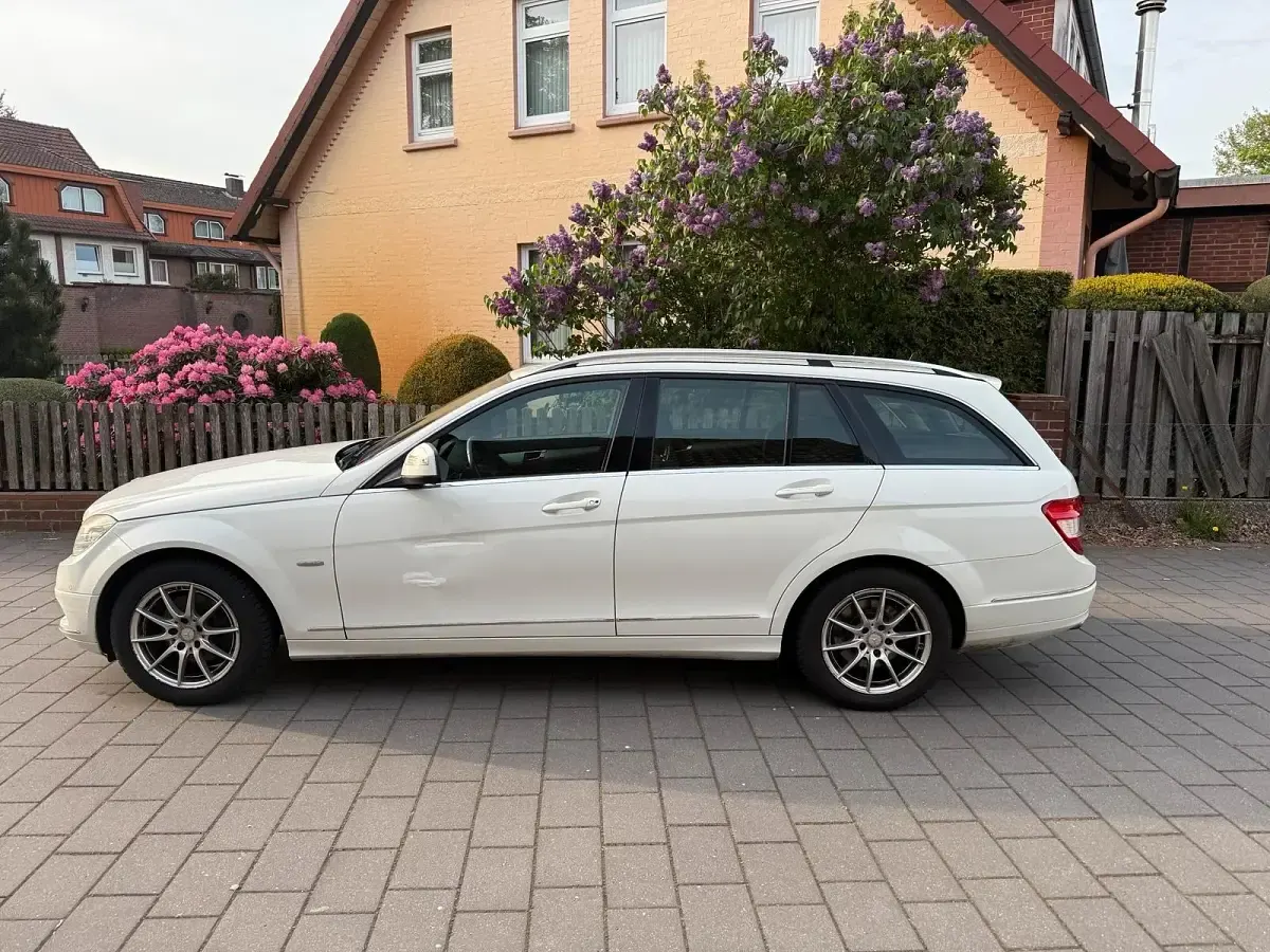 Usata Mercedes C220 170 CV (125 kW) 2008 Bianco Station wagon