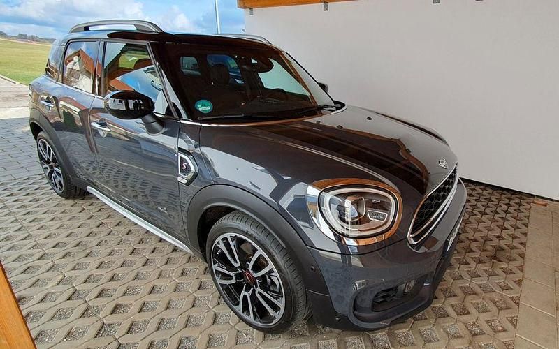 Grau Gebraucht 2021 Mini Cooper SD Countryman SUV | 29.200 € (Fairer Preis) - Bild 1/4