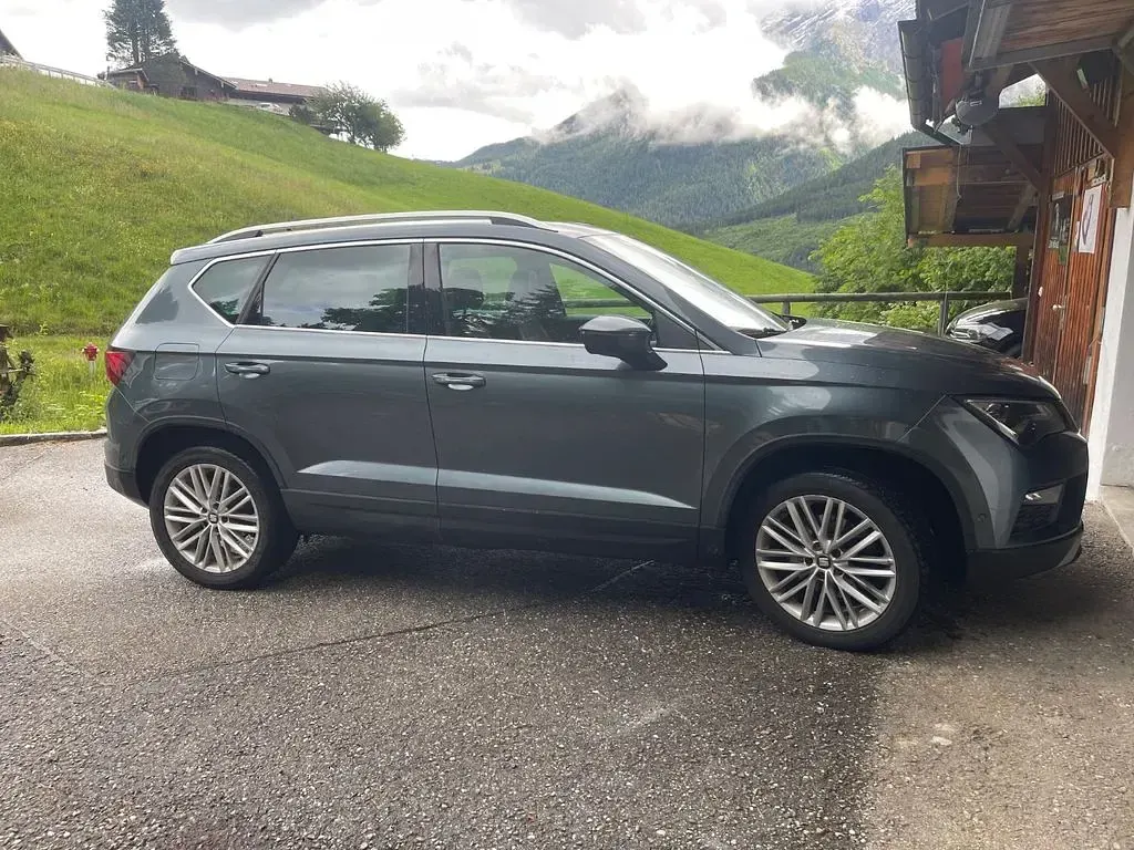 Gebraucht Seat Ateca 4Drive 190 PS (139 kW) 2020 Grau SUV