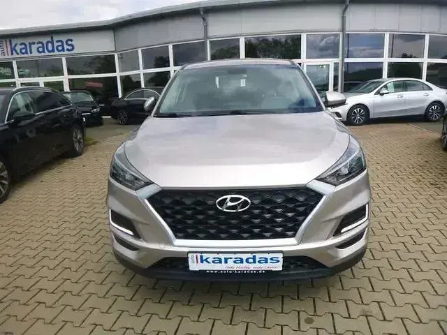 Gebraucht Hyundai Tucson Pure 177 PS (130 kW) 2019 Weiß SUV
