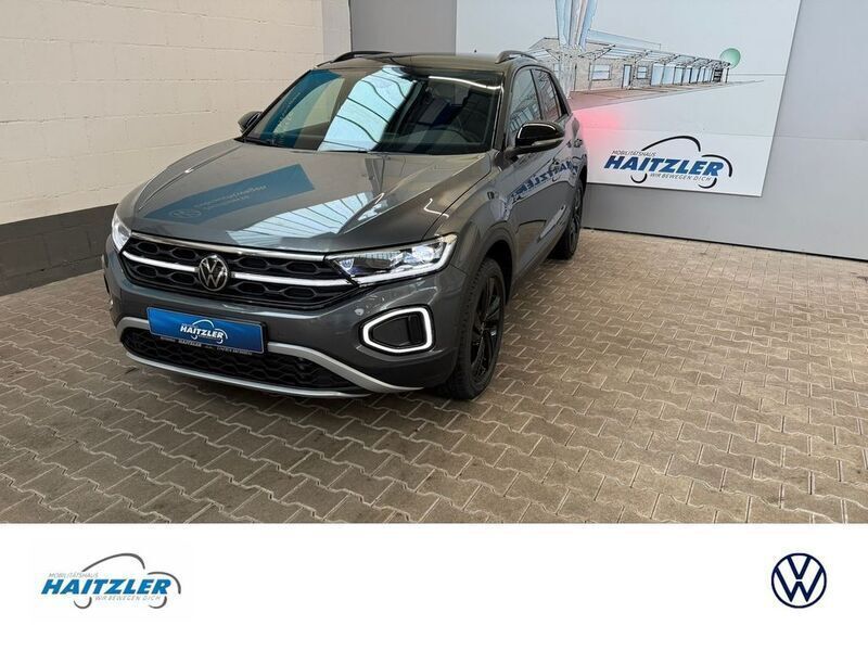 Schwarz Neu 2025 VW T-Roc IQ Drive SUV | 46.259 € (Teuer) - Bild 1/4