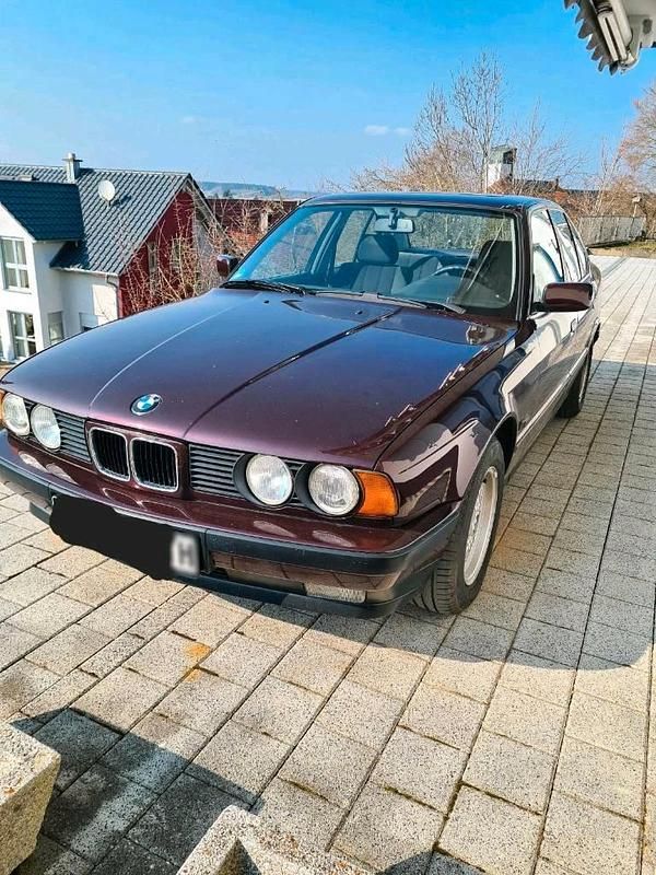 Gebraucht BMW 525 192 PS (141 kW) 1992 Violet Limousine