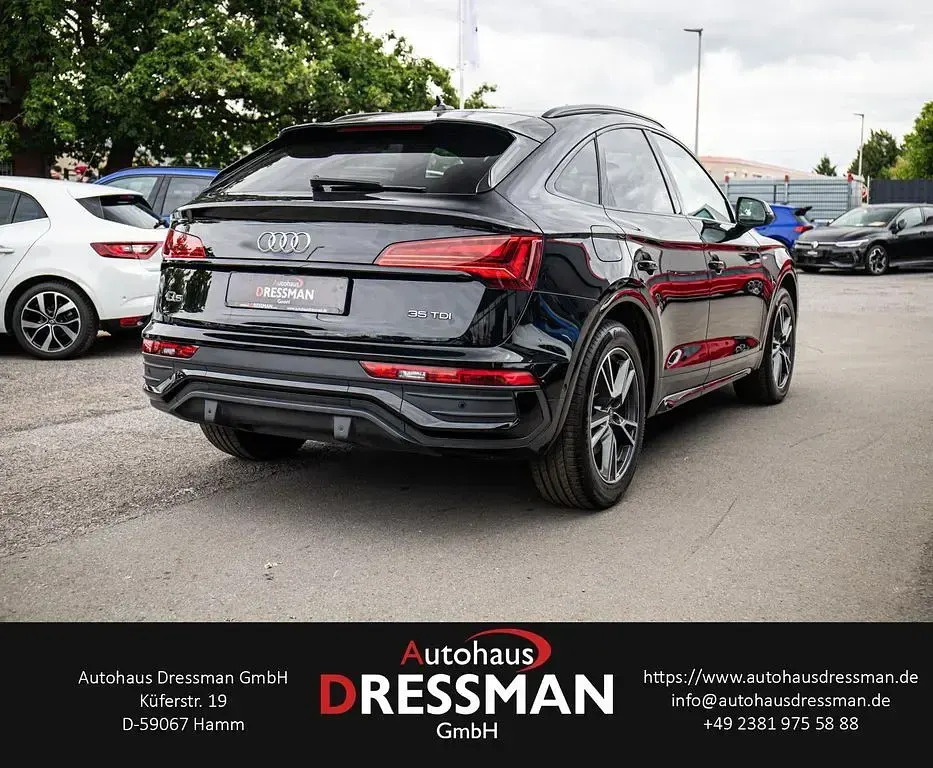 Gebraucht Audi Q5 Sportback S-Line 163 PS (119 kW) 2022 Mythosschwarz metallic SUV