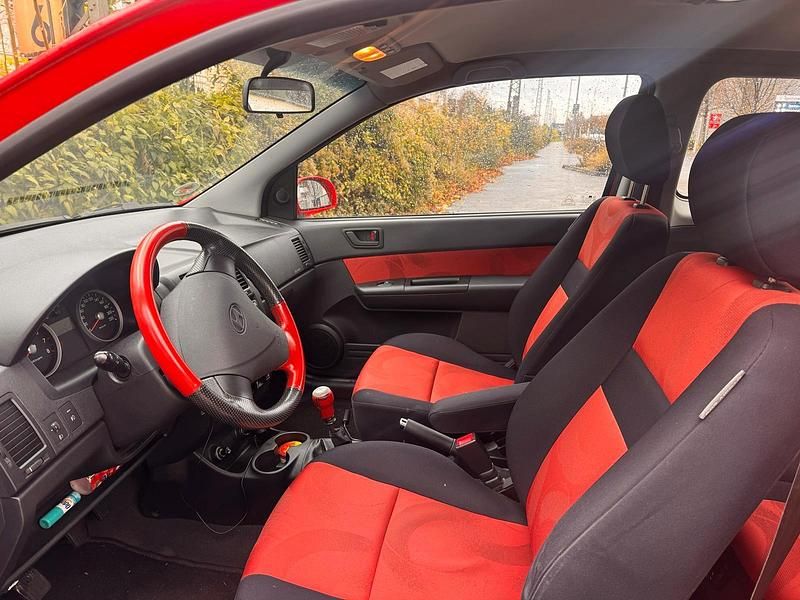 Gebraucht Hyundai Getz 97 PS (71 kW) 2006 Rot Kleinwagen