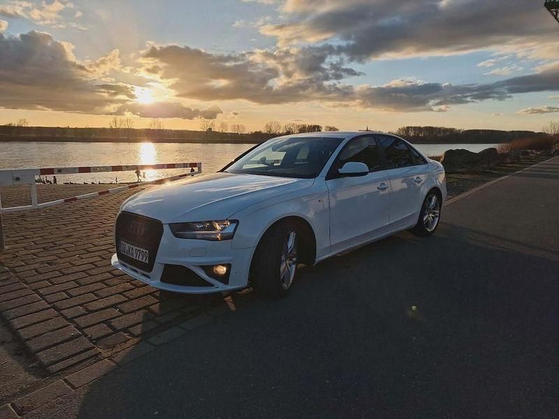 Gebraucht Audi A4 S-Line 177 PS (130 kW) 2013 Weiß Limousine