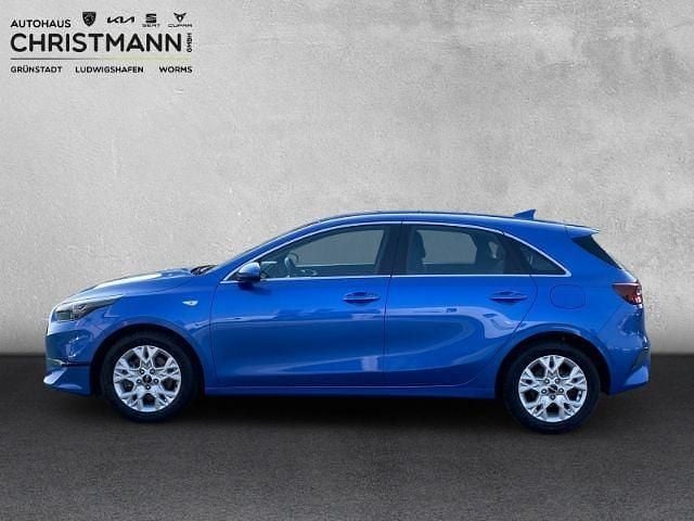 Gebraucht Kia Ceed Vision 120 PS (88 kW) 2022 Blue flame Kleinwagen