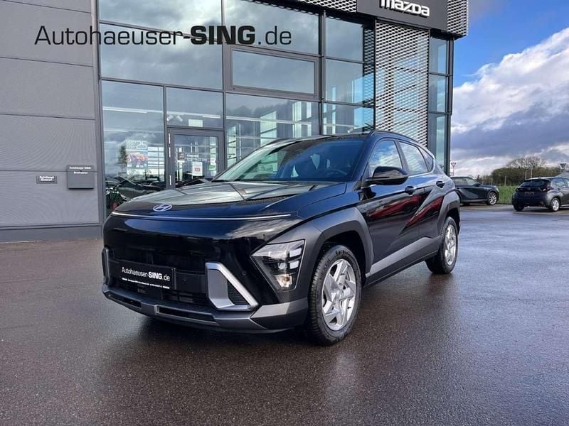 Abyss black Neu 2025 Hyundai Kona SUV | 26.980 € (Guter Preis) - Bild 1/4
