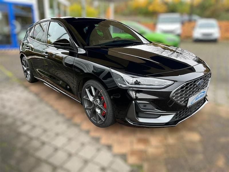 Schwarz Gebraucht 2022 Ford Focus ST Limousine | 23.990 € (Guter Preis) - Bild 1/4