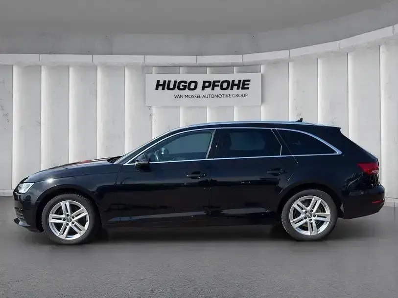 Gebraucht Audi A4 Basis 190 PS (139 kW) 2018 Schwarz Kombi
