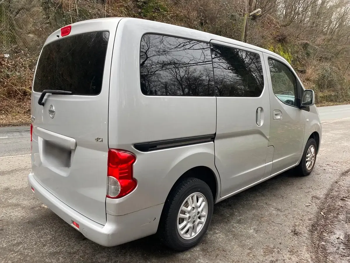 Gebraucht Nissan NV200 110 PS (80 kW) 2013 Gold Van / Kleinbus