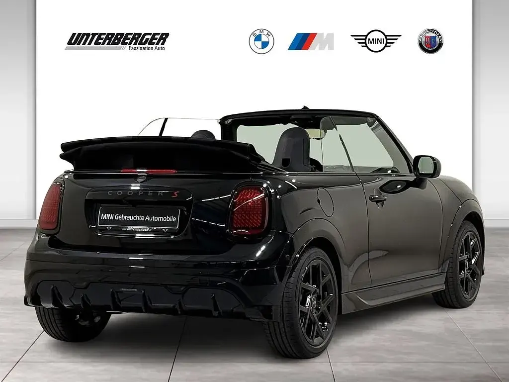 Gebraucht Mini John Cooper Works Cabriolet 204 PS (150 kW) 2025 Midnight black Cabrio