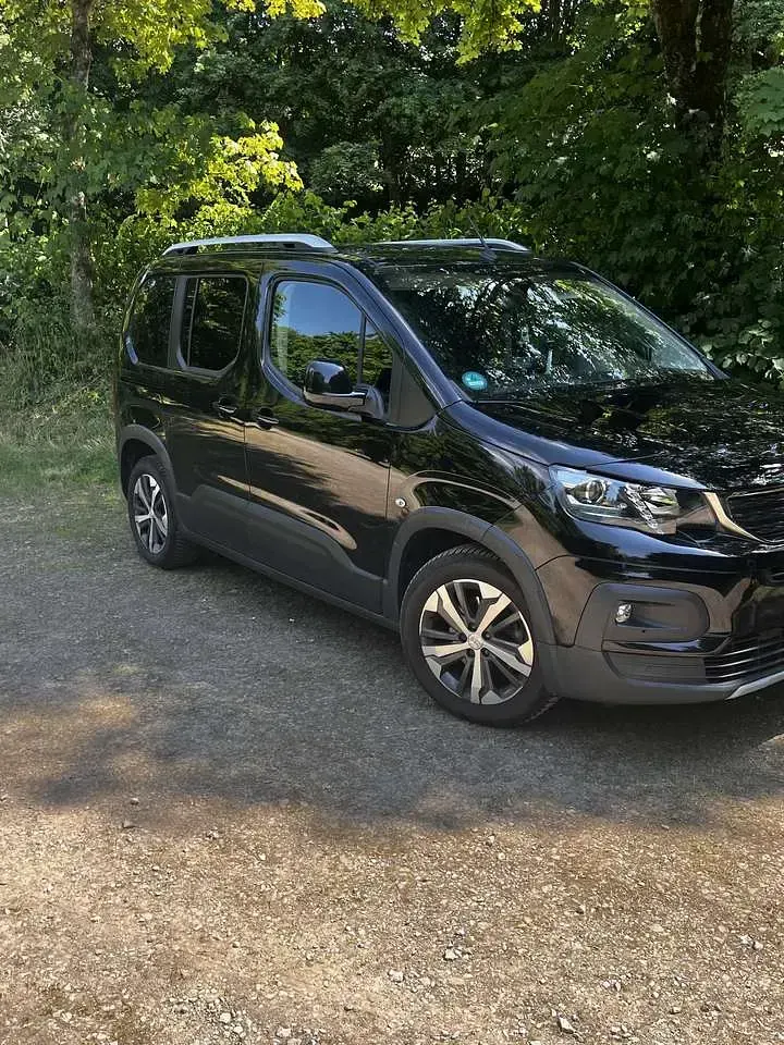 Gebraucht Peugeot Rifter Allure 131 PS (96 kW) 2019 Schwarz Van / Kleinbus