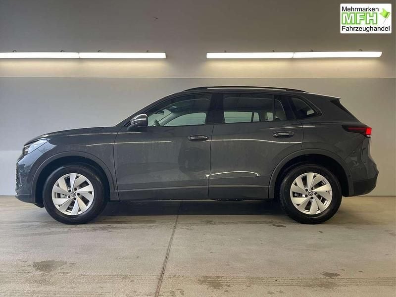 Neu VW Tiguan 131 PS (96 kW) 2025 [b0b0] delfingrau metallic SUV
