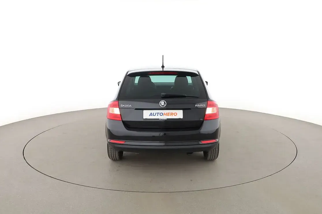 Gebraucht Skoda Rapid Ambition 90 PS (66 kW) 2017 Schwarz Kleinwagen