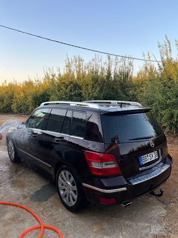 Braun Gebraucht 2010 Mercedes GLK250 SUV | 11.700 € (Guter Preis) - Bild 1/4