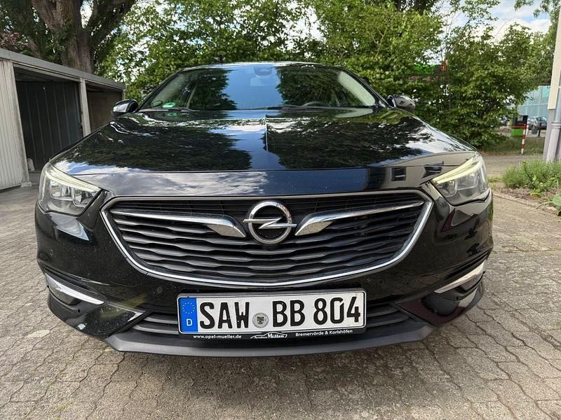 Gebraucht Opel Insignia Edition 140 PS (102 kW) 2017 Schwarz Limousine
