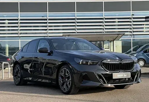 Neu BMW 520 Comfort Edition 197 PS (144 kW) 2026 Grau Kombi