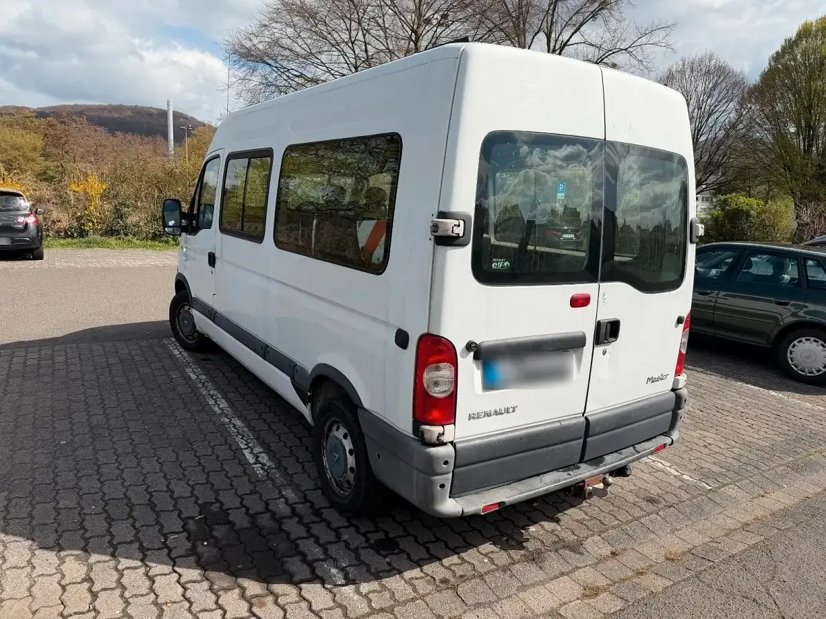 Usado Renault Master 120 HP (88 kW) 2010 Branco Monovolume