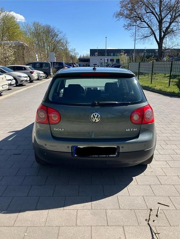 Gebraucht VW Golf V 115 PS (84 kW) 2004 Grün Kleinwagen
