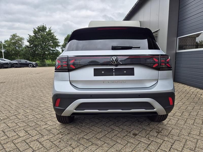 Neu VW T-Cross Life 2025 Reflexsilber metallic SUV