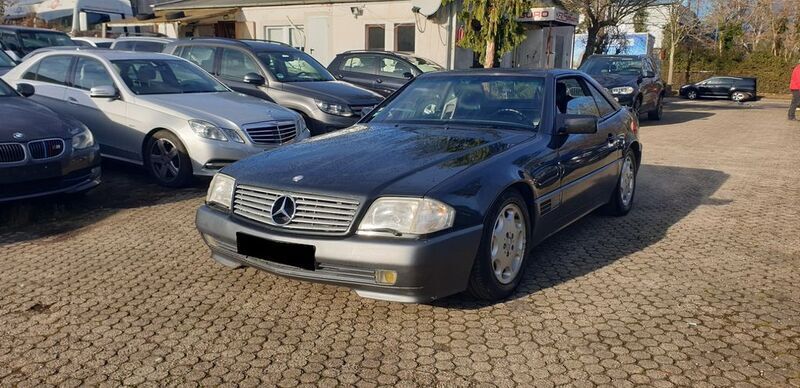 Schwarz Gebraucht 1992 Mercedes SL300 Cabrio | 10.500 € - Bild 1/4
