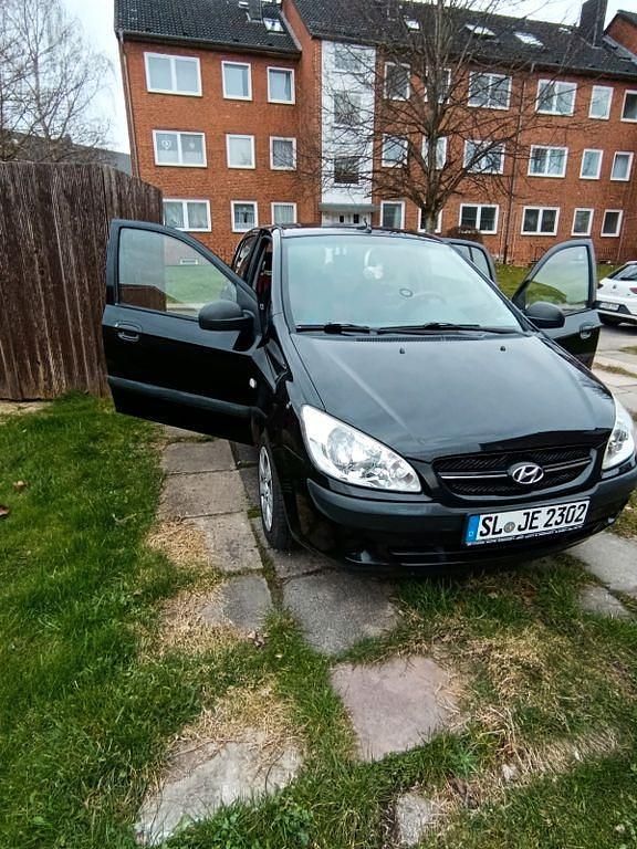 Gebraucht Hyundai Getz 67 PS (49 kW) 2009 Schwarz Kleinwagen