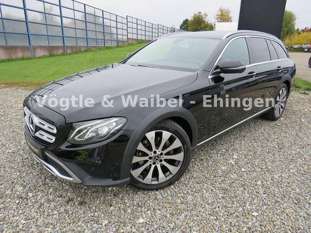 Gebraucht Mercedes E220 All-Terrain Avantgarde 194 PS (142 kW) 2019 Schwarz Kombi