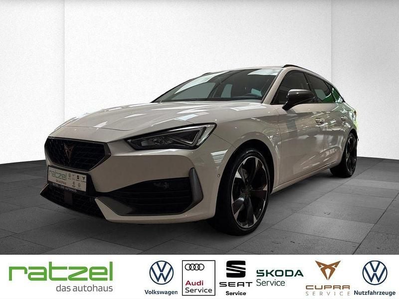 Weiß Gebraucht 2024 Cupra Leon Limousine | 24.999 € - Bild 1/4