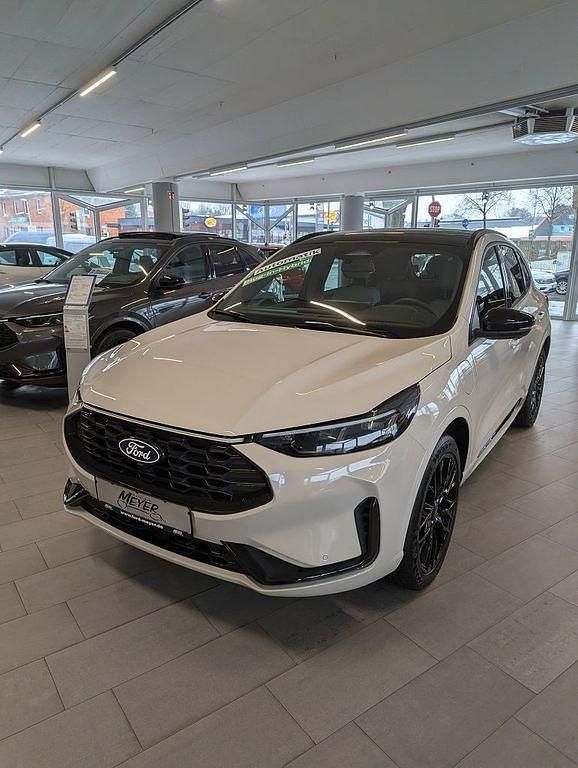 Gebraucht Ford Kuga 152 PS (111 kW) 2026 Weiß SUV