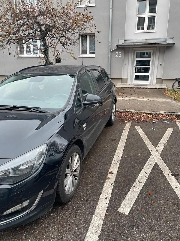 Gebraucht Opel Astra Sport 2013 Schwarz Kombi