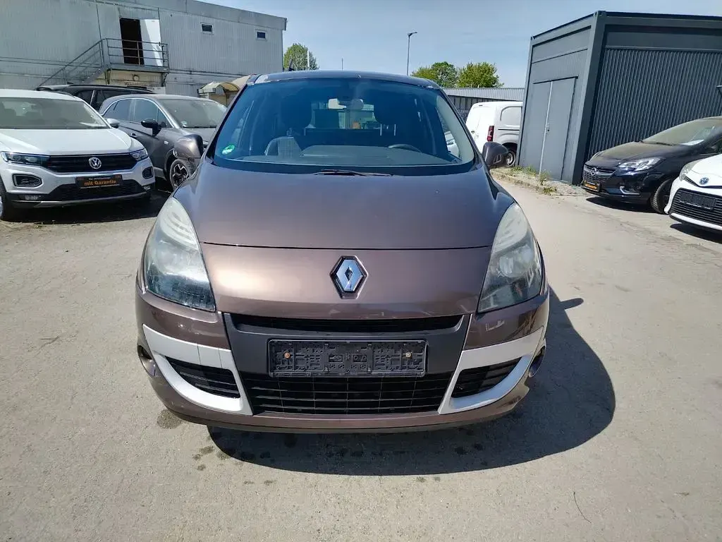 Gebraucht Renault Scénic III Dynamique 110 PS (80 kW) 2012 Braun Van / Kleinbus