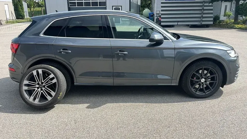 Gebraucht Audi SQ5 Sport 347 PS (255 kW) 2020 Grau SUV