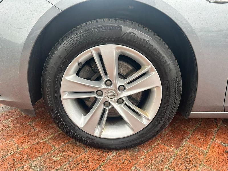 Gebraucht Opel Insignia Elegance 174 PS (127 kW) 2021 Grau Kombi