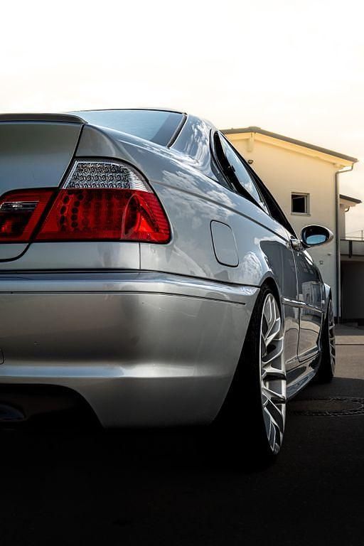 Second-hand BMW 330 Performance 231 CP (169 kW) 2001 Argintiu Coupe