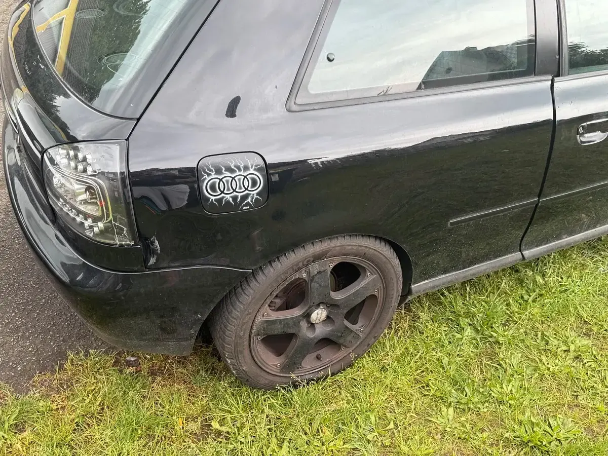 Gebraucht Audi A3 125 PS (91 kW) 2000 Schwarz Kleinwagen