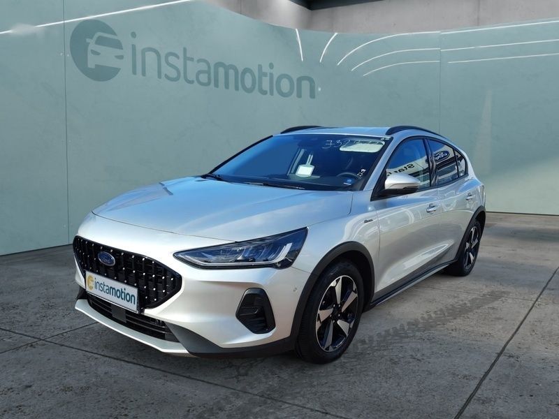 Gebraucht Ford Focus Active X 125 PS (91 kW) 2023 Silber Limousine