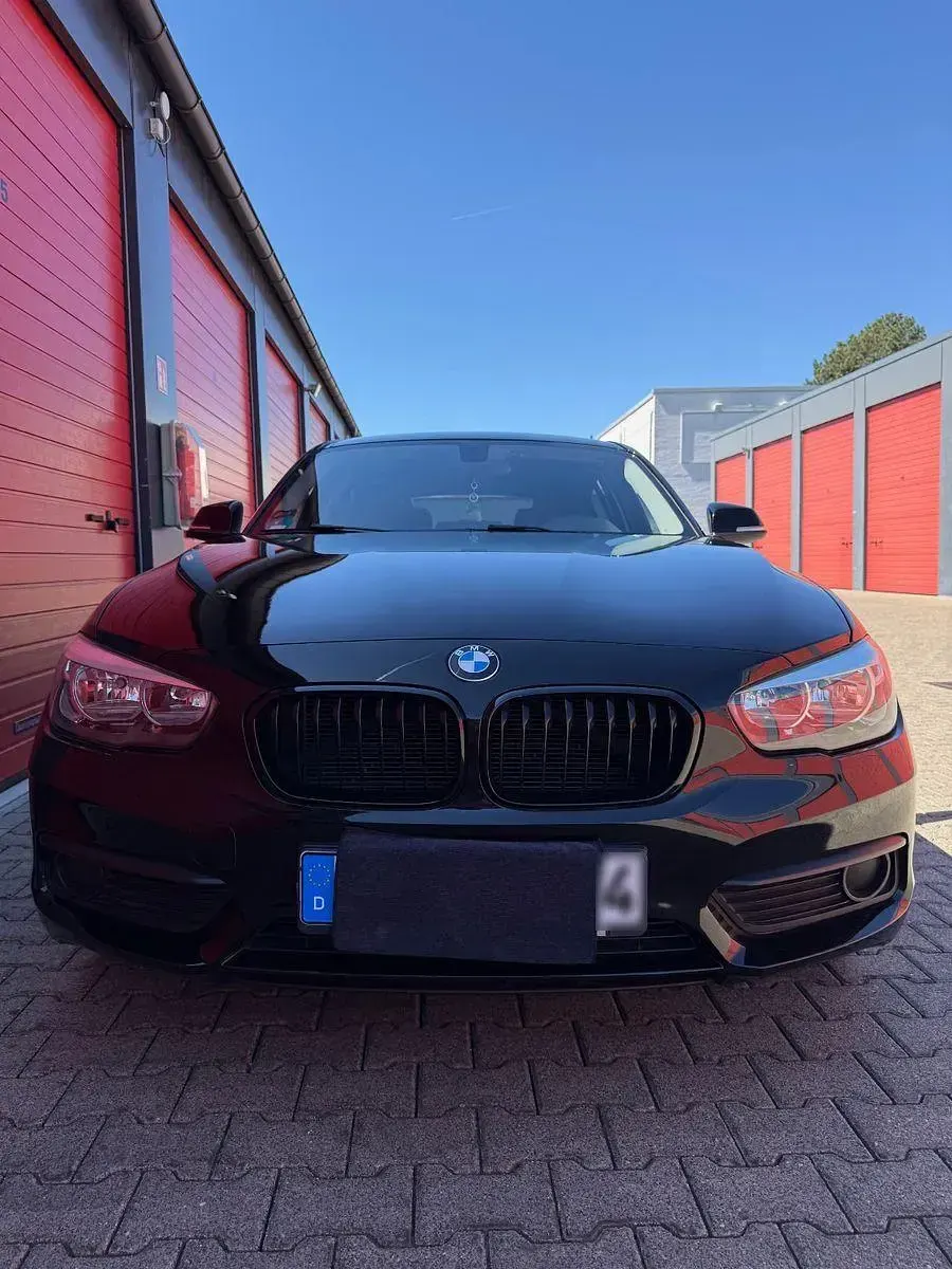 Gebraucht BMW 116 109 PS (80 kW) 2015 Schwarz Kleinwagen