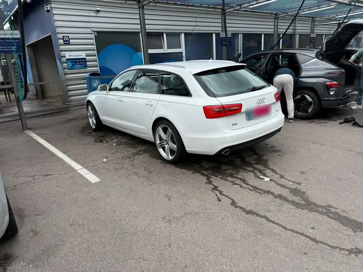 Gebraucht Audi A6 204 PS (150 kW) 2013 Weiß Kombi