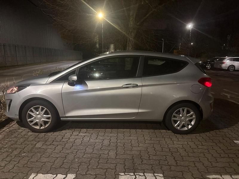 Gebraucht Ford Fiesta Titanium 71 PS (52 kW) 2019 Silber Kleinwagen