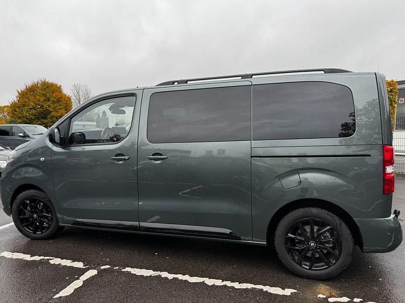 Grün Gebraucht 2025 Citroën Spacetourer Van | 41.999 € (Fairer Preis) - Bild 1/4