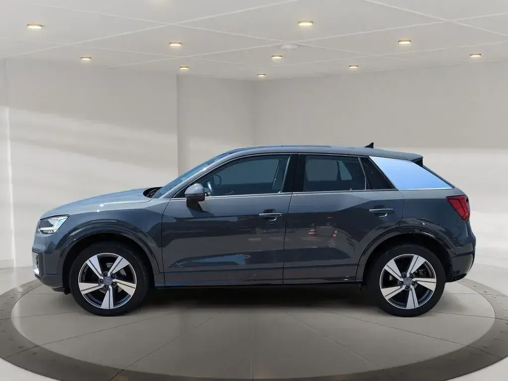 Gebraucht Audi Q2 Sport 150 PS (110 kW) 2020 Nanograu metallic SUV