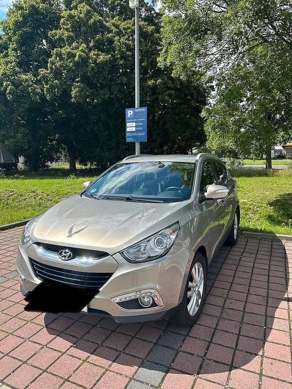 Gebraucht Hyundai ix35 116 PS (85 kW) 2011 Grau SUV