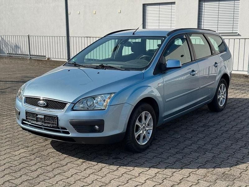 Gebraucht Ford Focus Ghia 101 PS (74 kW) 2006 Kombi
