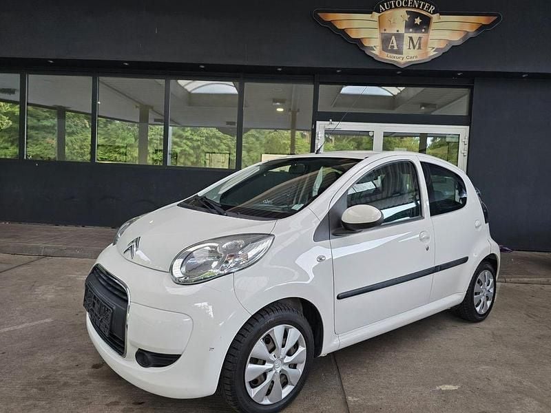 Weiß Gebraucht 2009 Citroën C1 Style Kleinwagen | 2.950 € (Fairer Preis) - Bild 1/4