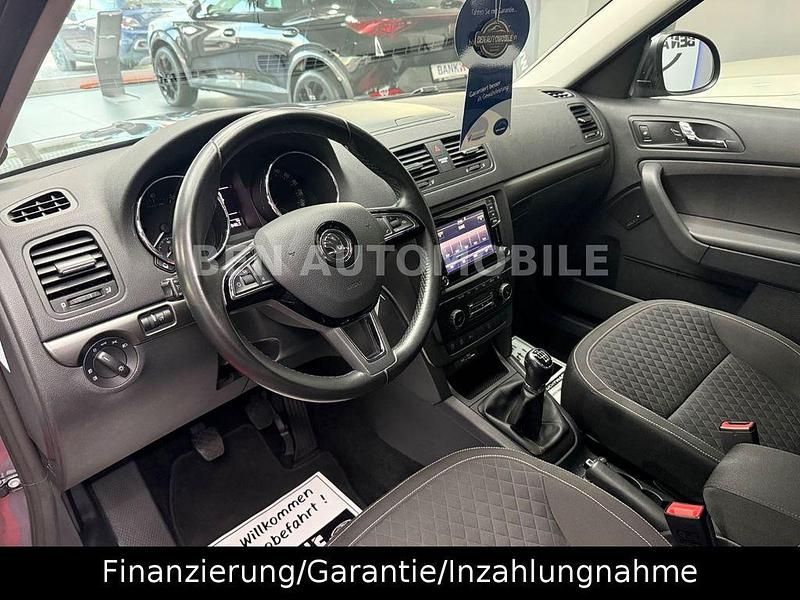 Gebraucht Skoda Yeti Drive 110 PS (80 kW) 2017 Grau SUV