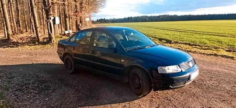 Gebraucht VW Passat 125 PS (91 kW) 1999 Blau Limousine